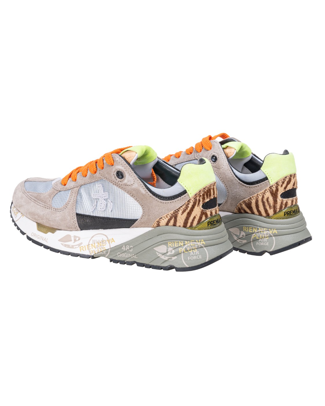 shop PREMIATA Saldi Scarpe: Premiata sneakers "Mase-d" in un mix di materiali tecnici e pellami di alta qualità.
Logo Premiata.
Dettagli animalier.
Suola ergonomica e super leggera.
Altezza Suola 4 cm.
Composizione suola: 65% EVA 5% TPU (materiale plastico) 30% gomma.
Composizione: 40% pelle di vitello 10% pelo di vitello 10% pelle di canguro 10% PU 20% poliammide 10% poliestere.
Fodera: 86% pelle di capra 14% pelle di vitello.
Made in Vietnam.. MASED-5933 number 8463118